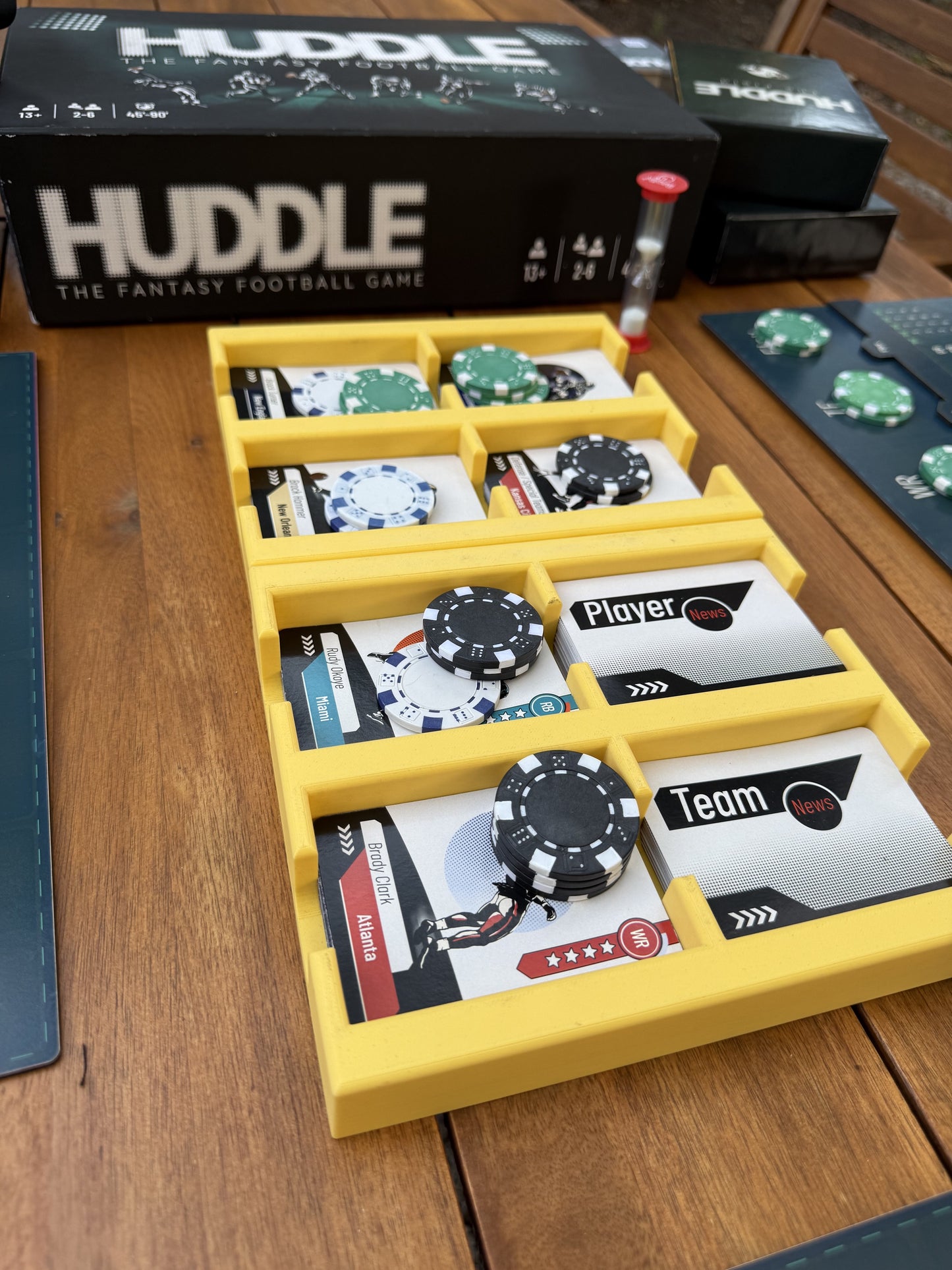 Huddle - The Fantasy Football Game (Pre-Order)